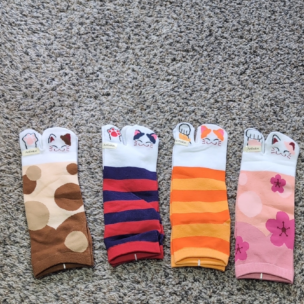 Artfasion Cat Toe Socks, Set Of 4, One Size Various Colors And Patterns